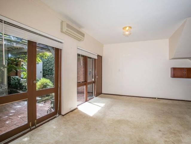 SPACIOUS & PRIVATE HOME IN SOUGHT AFTER HAMPDEN VILLAGE