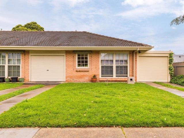 Spacious & Private Living in Sought After Joslin