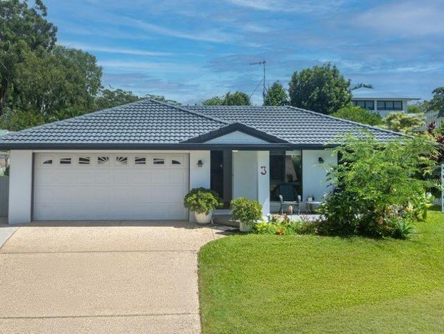 Spacious, Private & Packed with Potential in Prime Tewantin