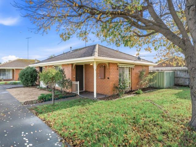Spacious, Private & Perfectly Located