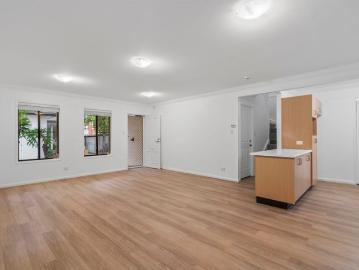 Spacious & Private Townhouse in a Boutique Morningside Complex