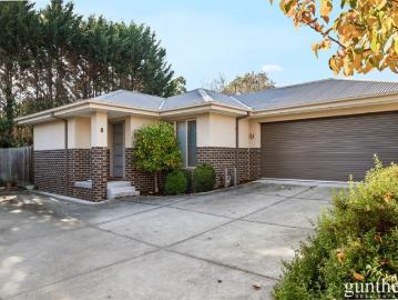 Spacious Quality Home In A Peaceful Setting!