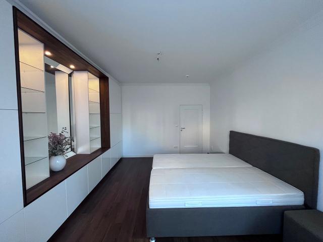 Spacious & quiet apartment in Charlottenburg, Berlin Amsterdam Apartments for Rent