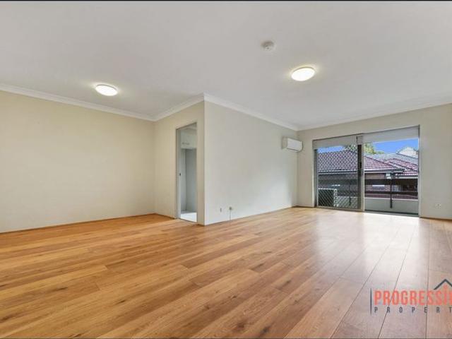 Spacious & Renovated 2 Bedroom Unit with Parking
