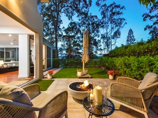 Saturday open home cancelled. Spacious Renovated End Townhouse with Private Garden & Spa