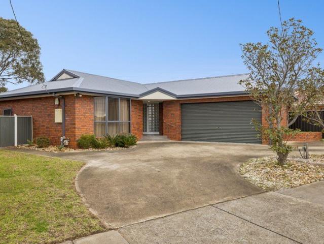 Spacious South Side Family Living on 730 sqm