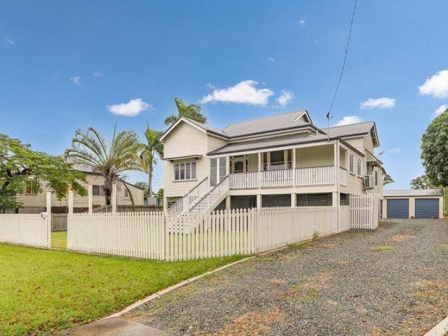 Spacious Renovated Home with Three Bay Shed and Air Conditioning