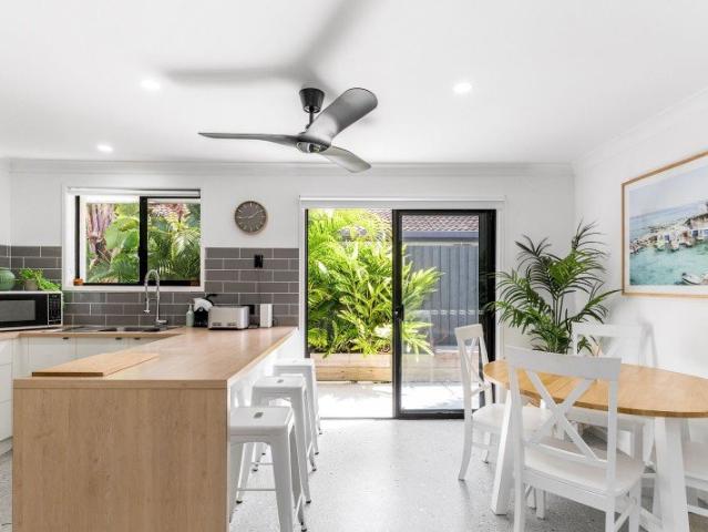 Spacious renovated rear duplex with private outlook
