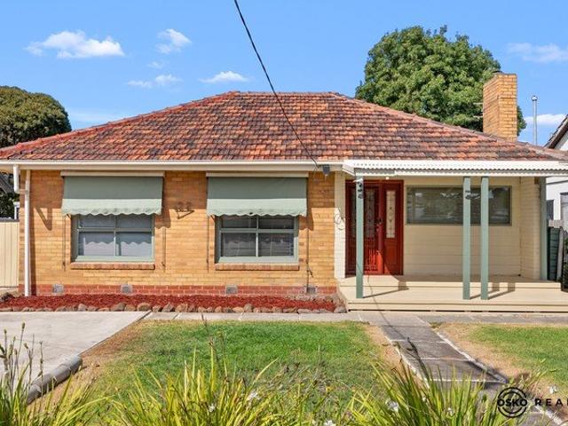 Spacious, Renovated & Versatile Family Living in Prime Corio Location!