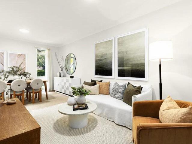 Spacious Resort Style Townhouse in the Heart of Lane Cove