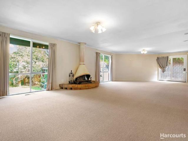 Spacious Retreat in a Quiet Court Location