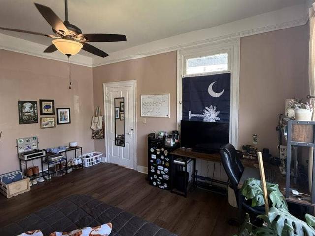 Spacious room for rent downtown