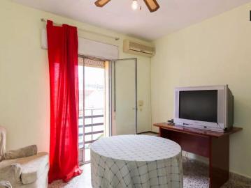 Spacious room in 3 bedroom apartment in San Francisco Javier