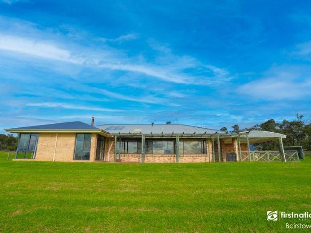 Spacious Rural Family Home