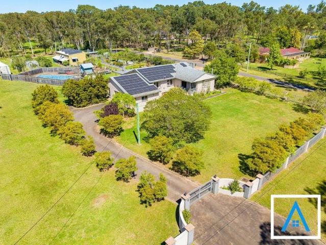 Spacious Rural Haven on 5 Acres