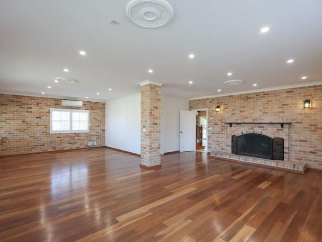 SPACIOUS SAPPHIRE BEACH GEM