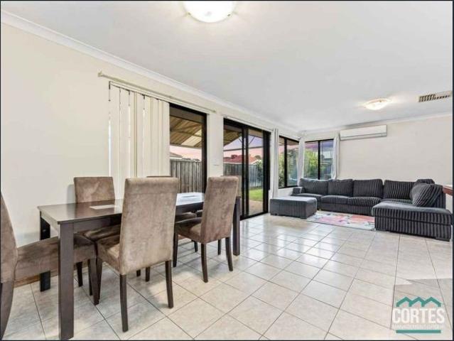 Spacious & Secure 4x2 Family Home in Ellenbrook!