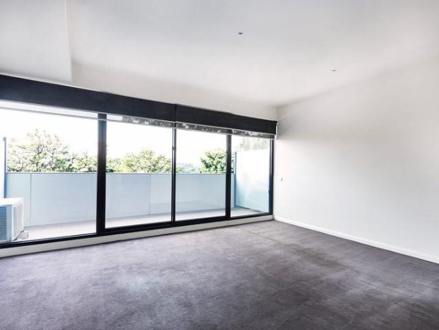 Spacious, secure and in great location