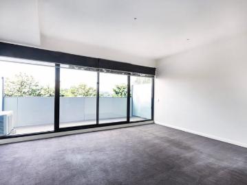 Spacious, secure and in great location