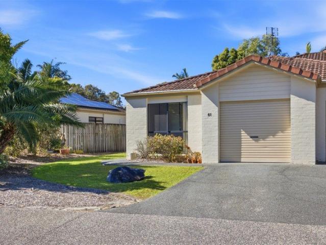Spacious, Secure and LowMaintenance Townhouse in Coombabah