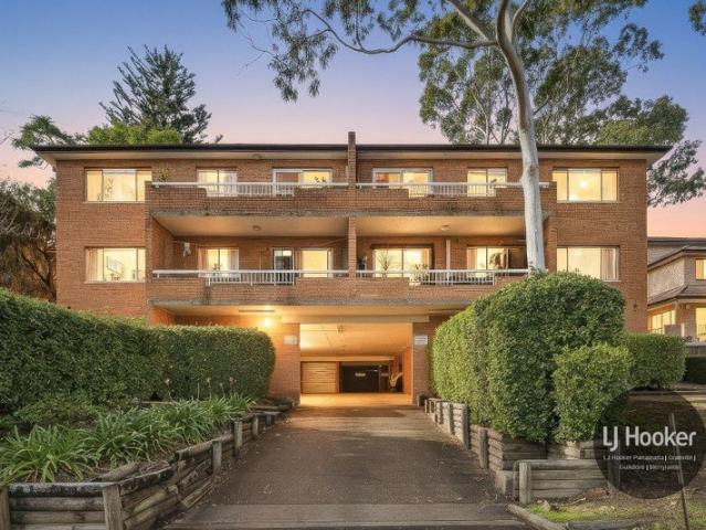 SPACIOUS & SECURE GROUND FLOOR LIVING IN A PRIME LOCATION