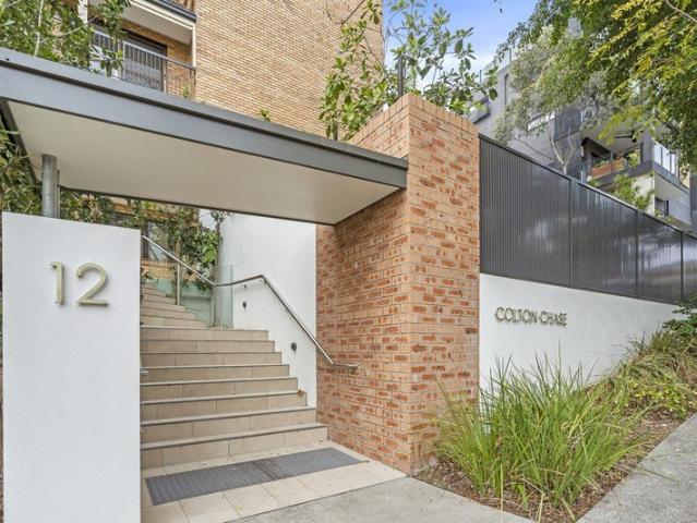 Spacious, Secure & Exceptionally Located 150m² of Lifestyle Living