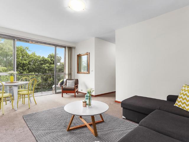 Spacious Security Apartment In Sought After Location
