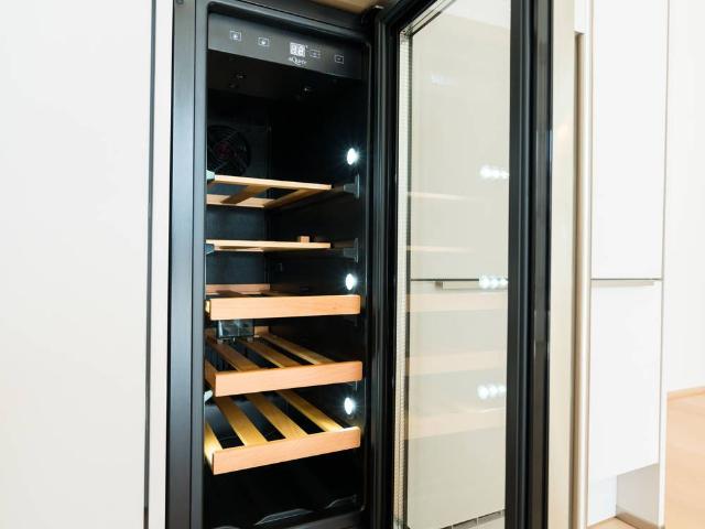 Spacious Serviced Apartment in Vienna only a few minutes to the U4, Vienna Amsterdam Apartments for Rent