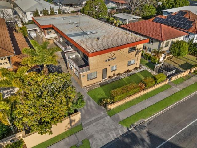 Spacious, Single Level and Low maintenance living