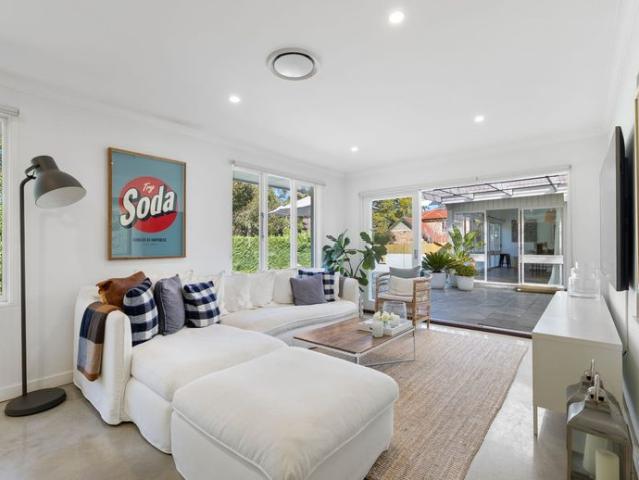 Spacious single level family home with pool & flexible living