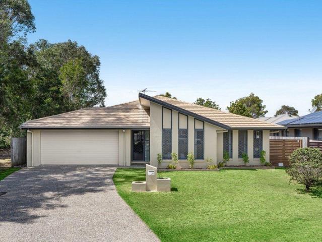 Spacious Single Level Family Living with a Park Next Door