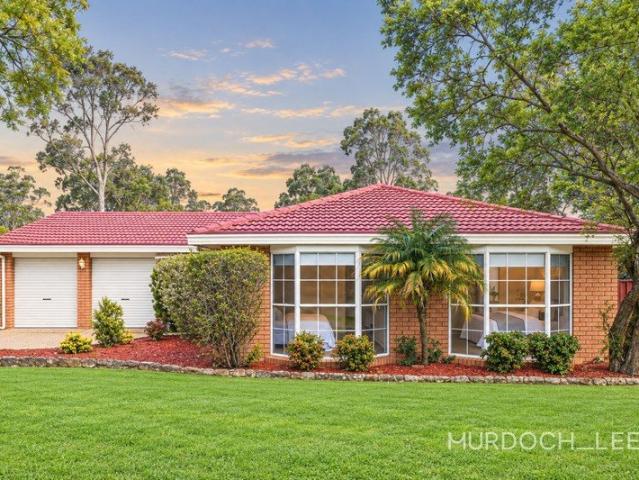 Spacious Single Level Family Living in a Convenient Cherrybrook Setting | Walk to CTHS, Shops and Express City Bus