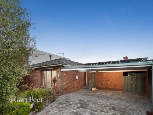 Spacious single level family living in a premier parkside pocket