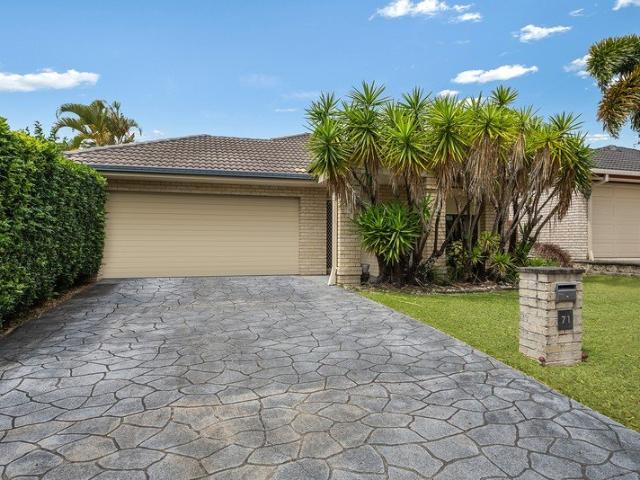 Spacious Single Level Home in Prime Position