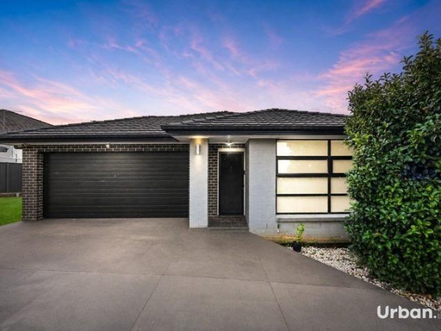 Spacious Single Level Living in a Prime Family Location