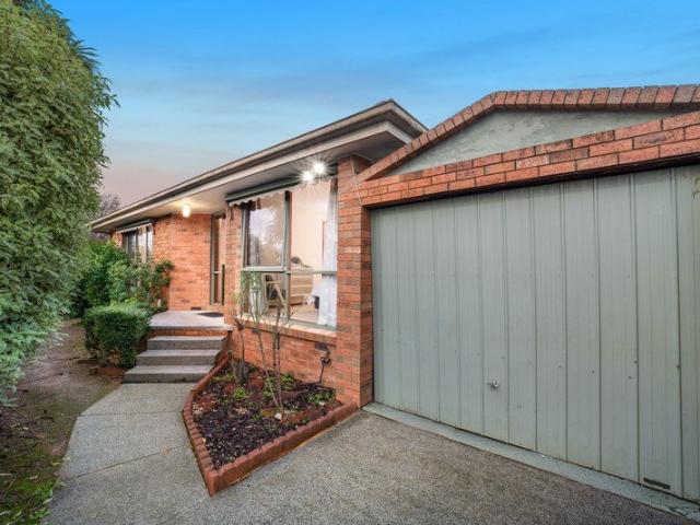 Spacious Single Level Living in an Unbeatable Ringwood Location