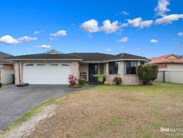 Spacious Single Level Living in Banksia Estate