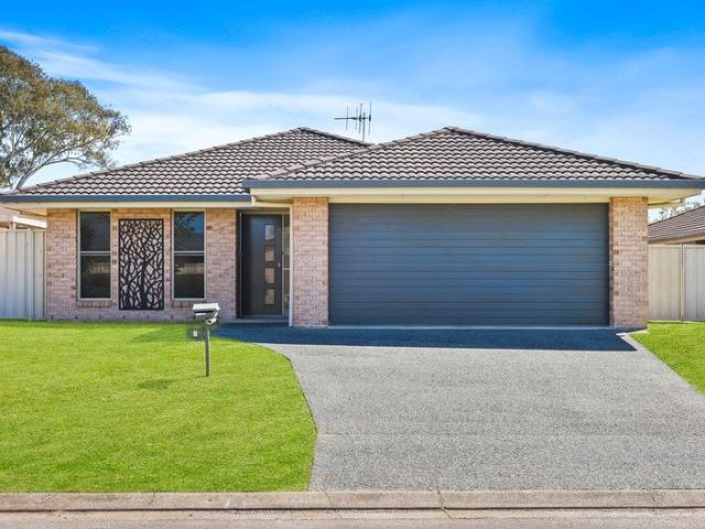 Spacious Single Level Living in Port Macquarie