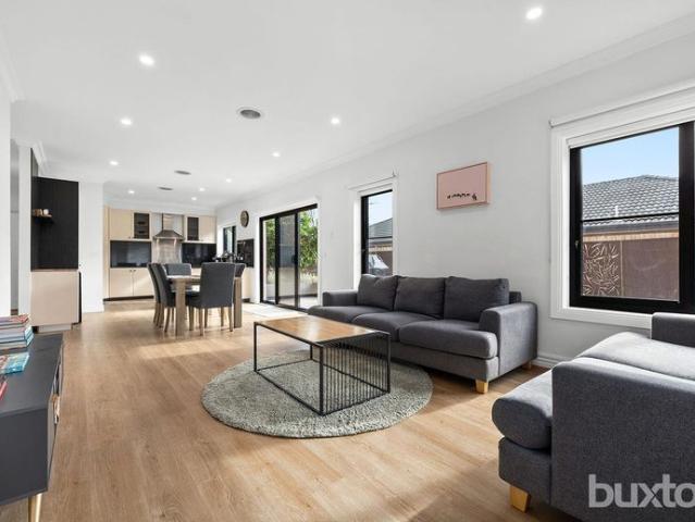 Spacious Single Level Living in the Heart of Hampton