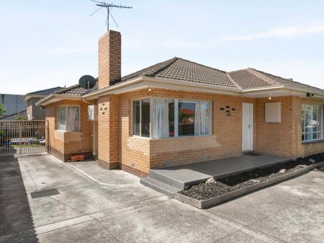 Spacious Single Level Living with Exceptional Parking