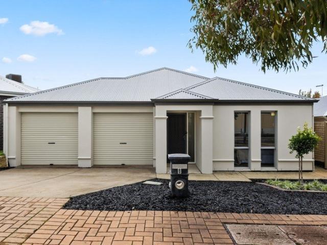 Spacious Single Level Living with Flexible Family Appeal