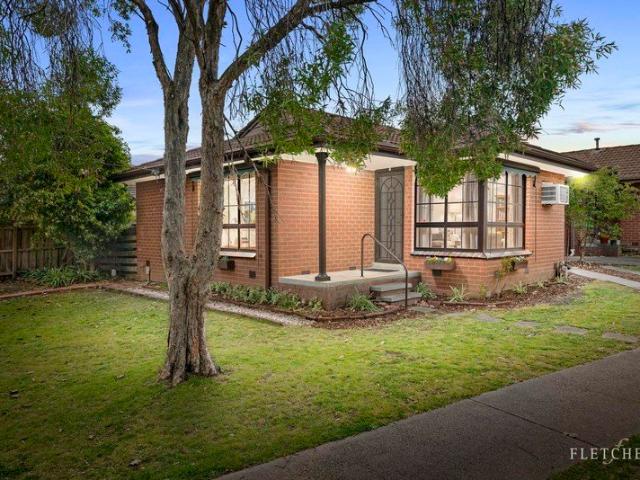 Spacious Single Level Living with Private Courtyard