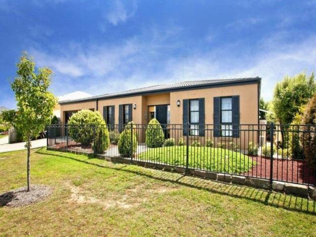 Spacious Six Bedroom Rooming House