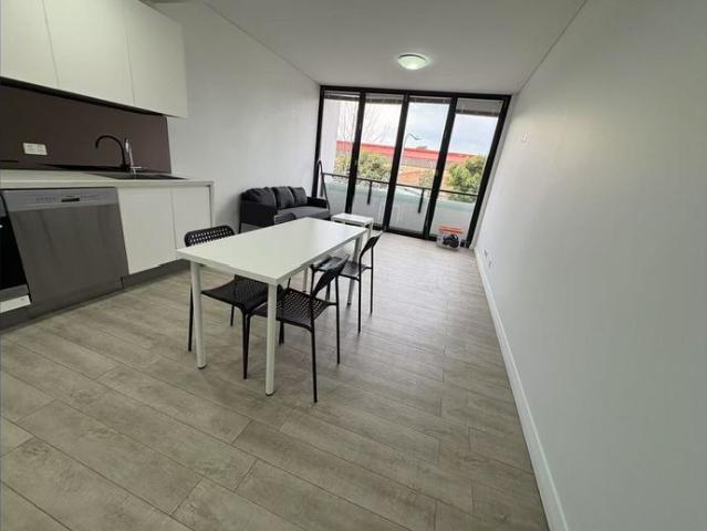 Spacious Split Level 2 Bedroom Apartment with Private Courtyard in Prime Inner South