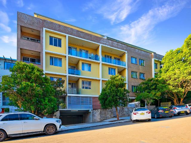Spacious Split Level Three Bedroom Apartment in Prime Strathfield Location