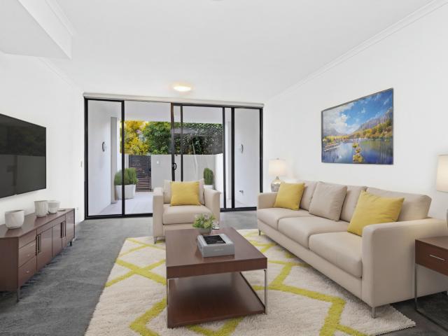 Spacious split level two bedroom apartment in resort style Zenix