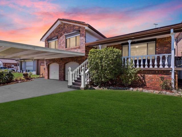Spacious split level family living in Casula