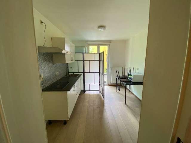 Studio for rent in Saint Josse Centre, Brussels