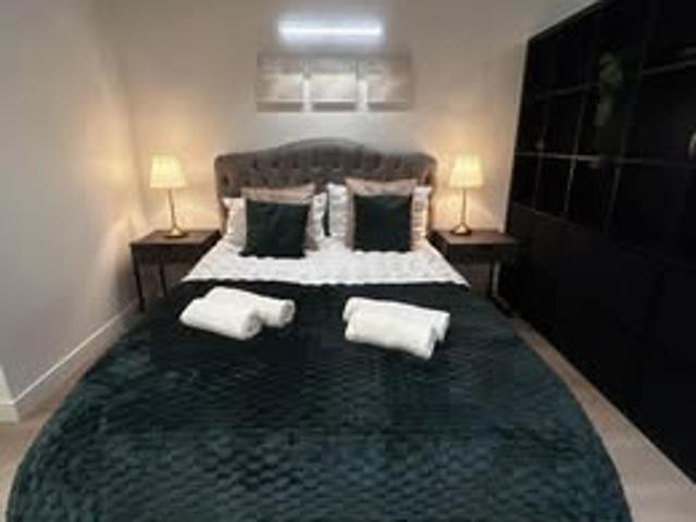Spacious Studio in Canary Wharf