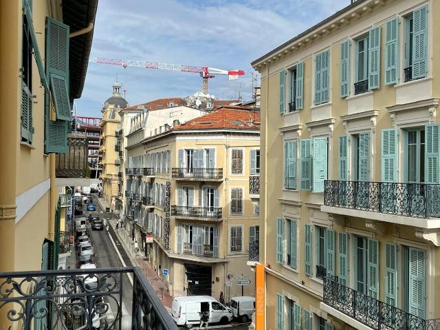 Spacious studio with balcony – Musicians' Quarter, Nice Amsterdam Apartments for Rent